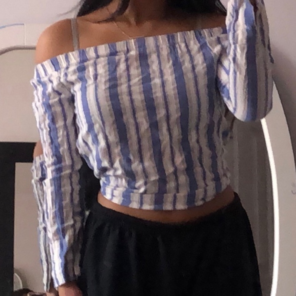 Striped design off the shoulder long sleeve